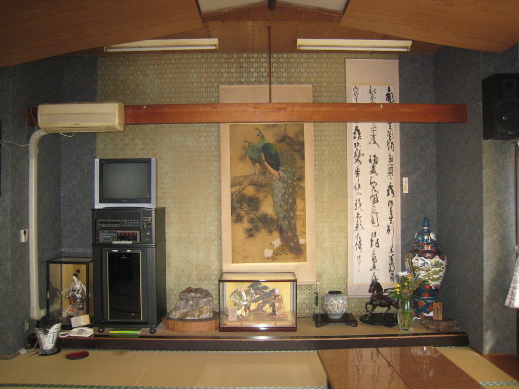 Kajiya Ryokan Futtsu Экстерьер фото
