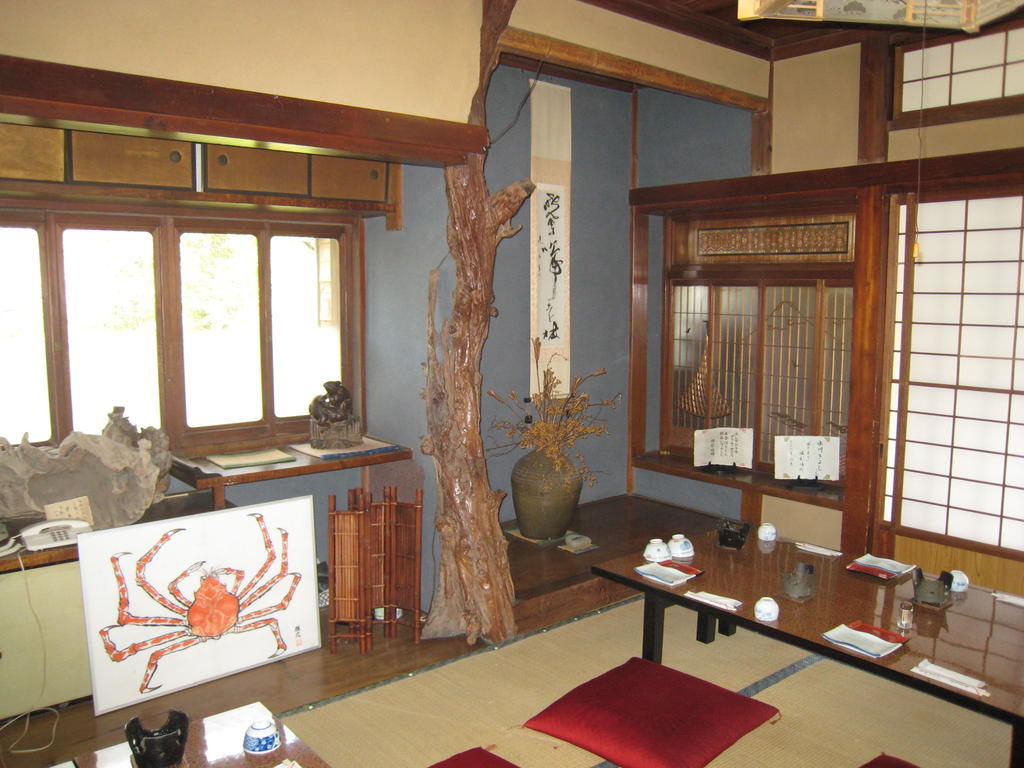 Kajiya Ryokan Futtsu Экстерьер фото