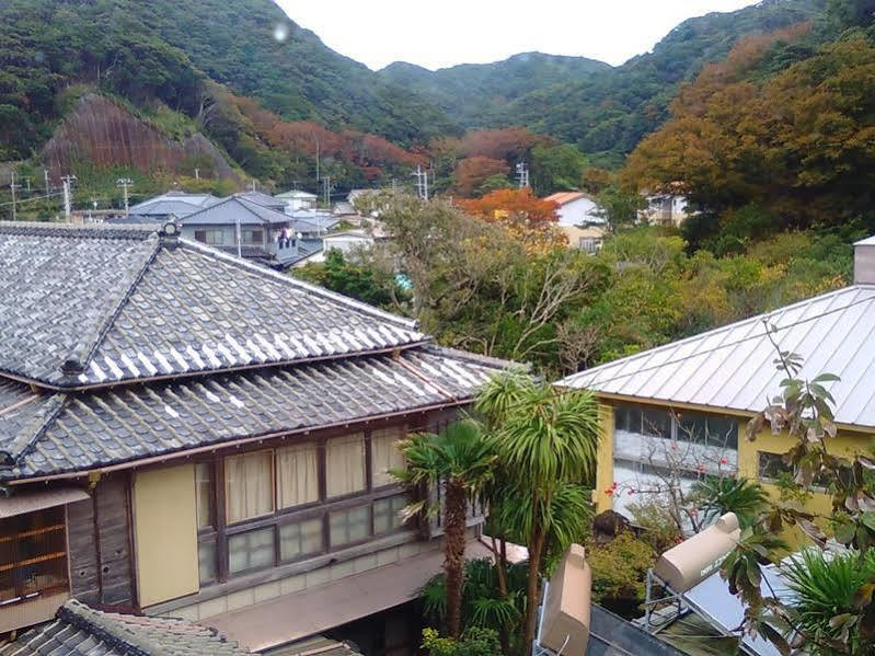 Kajiya Ryokan Futtsu Экстерьер фото